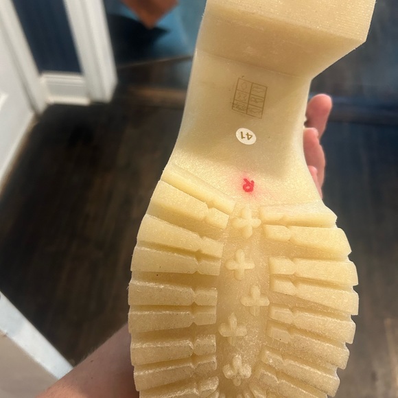 Free People boots, no wear, small stain/penny. Sz 41 ( 11US) James chunky - Picture 6 of 12